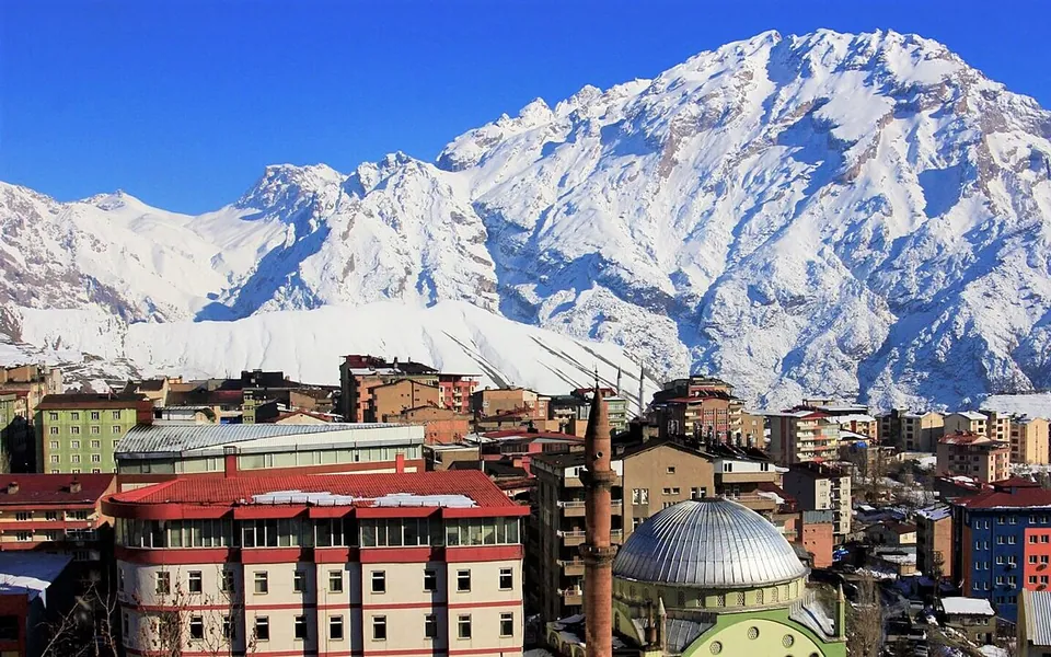Hakkâri şehir görünümü