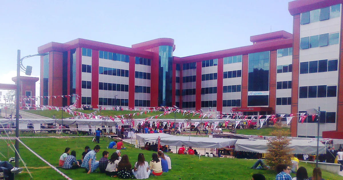 A view of the Burdur Mehmet Akif Ersoy Üniversitesi campus